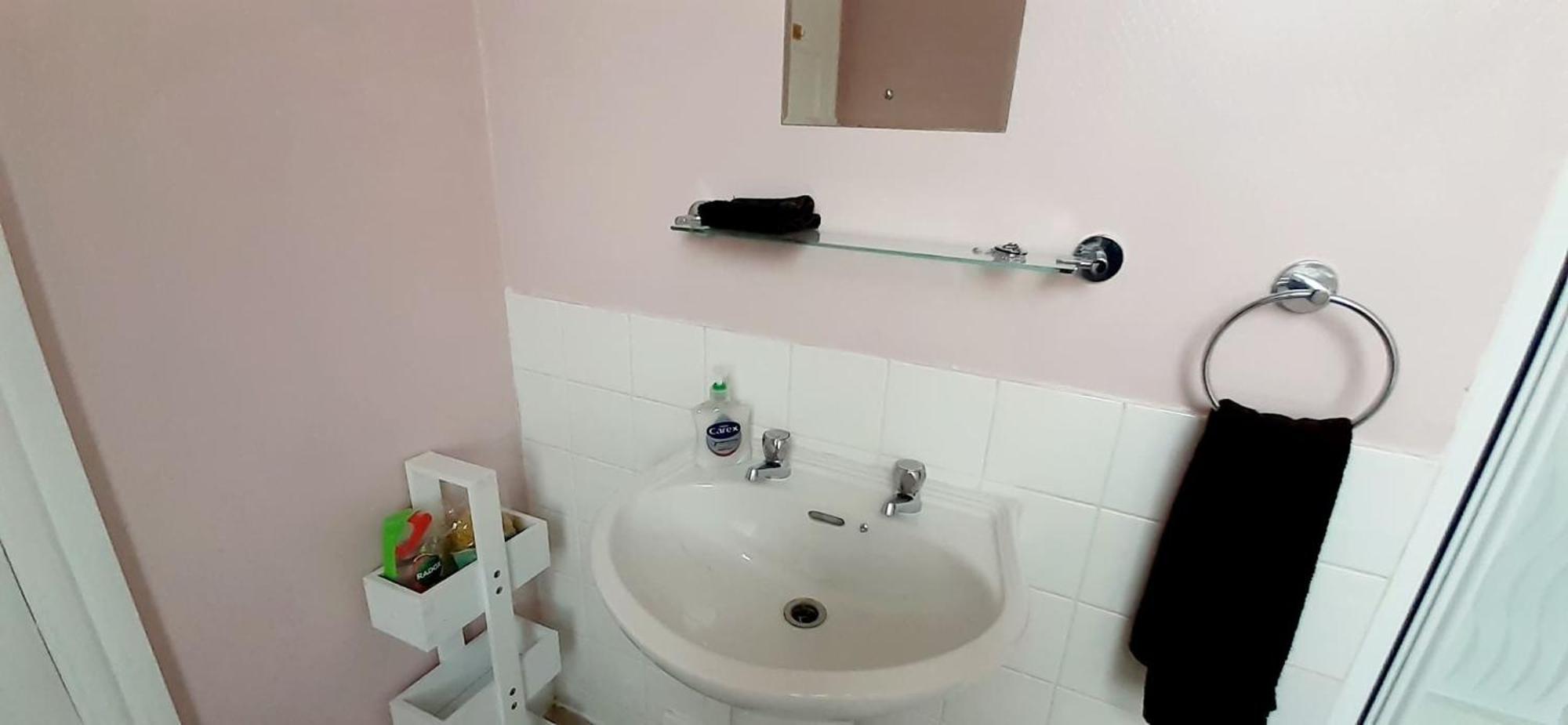 Queens Rooms بورثمادوج الغرفة الصورة